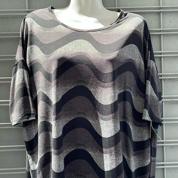 LulaRoe Jersey Geometric Printed Wave Irma Tunic Top-0919 - Picture 4 of 12